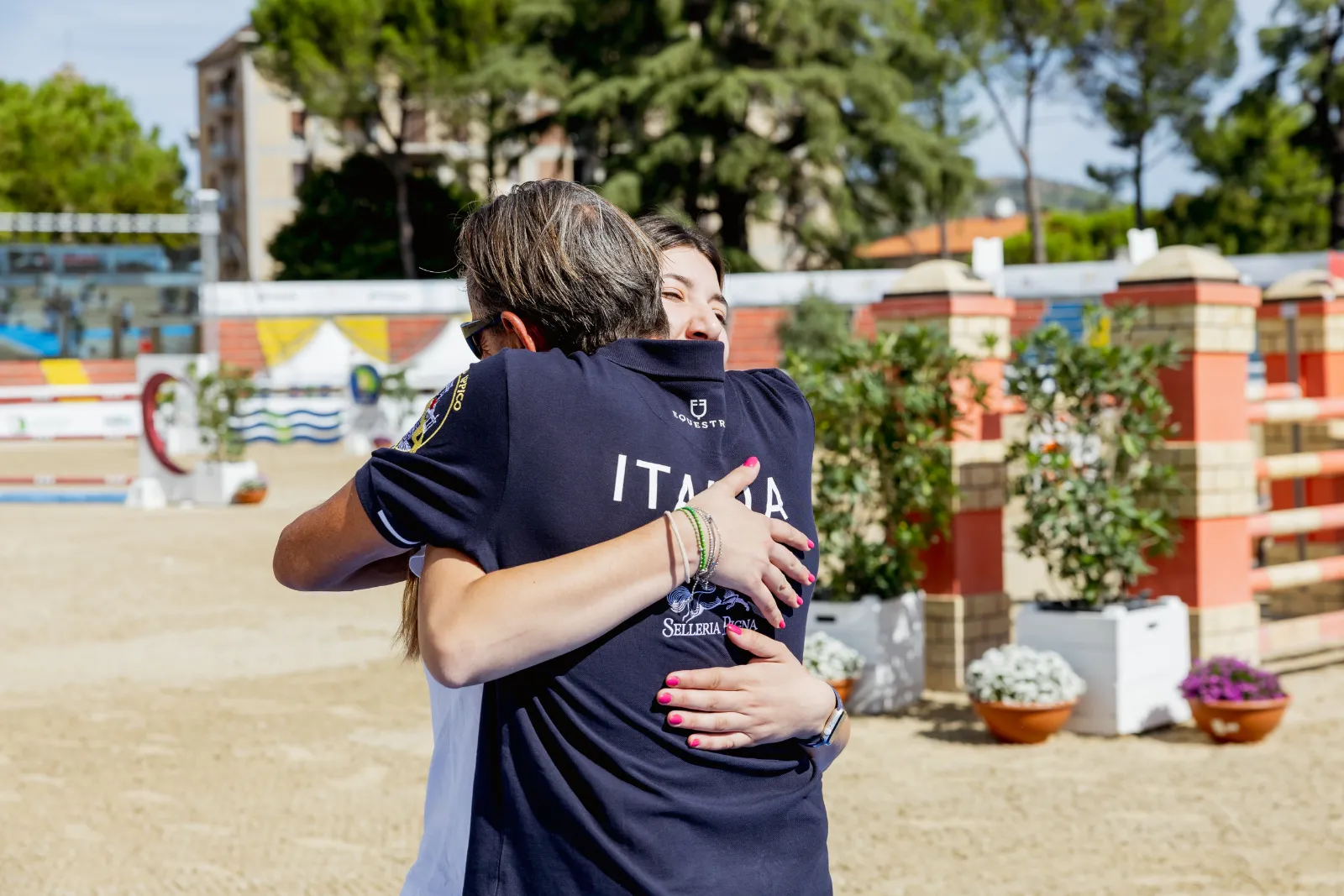 Un abbraccio dopo il percorso