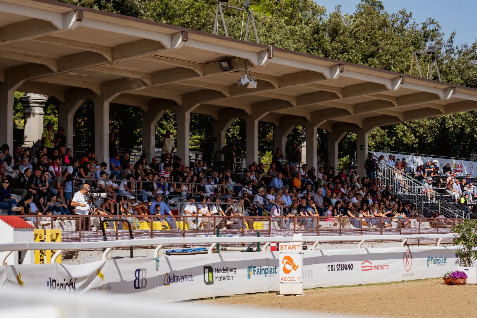 La tribuna coperta del Campo Squarcia