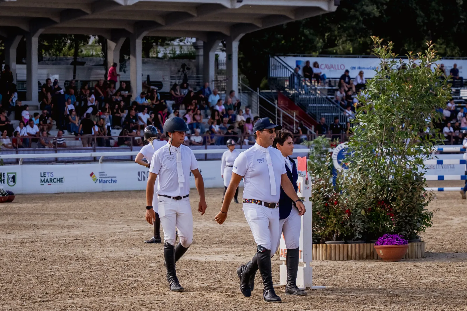 La ricognizione del percorso davanti alla tribuna